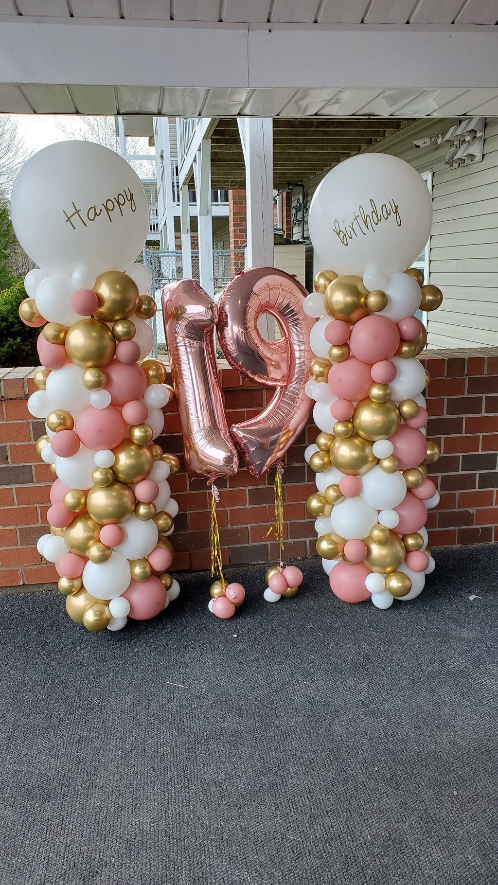 Organic Balloon Column